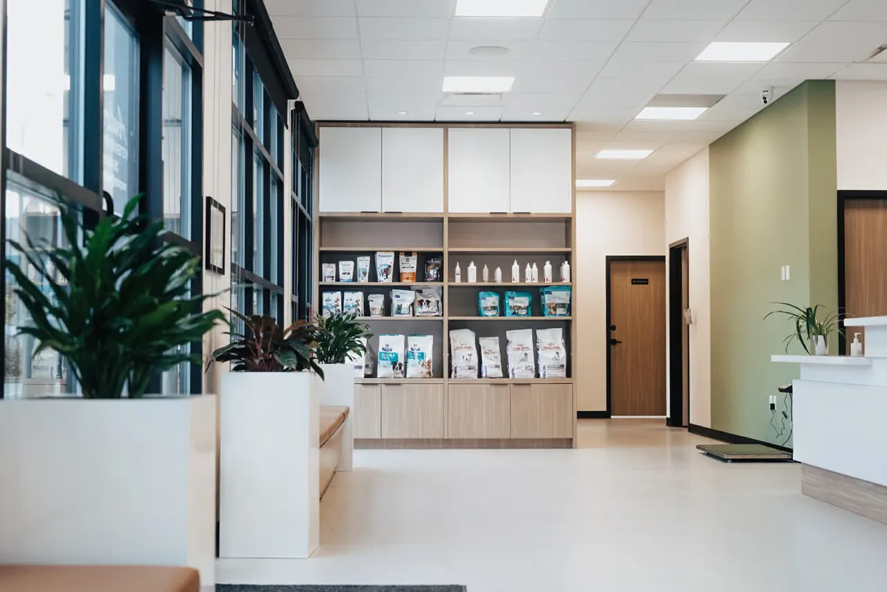 Anderson Veterinary Clinic retail shelving and corridor casework